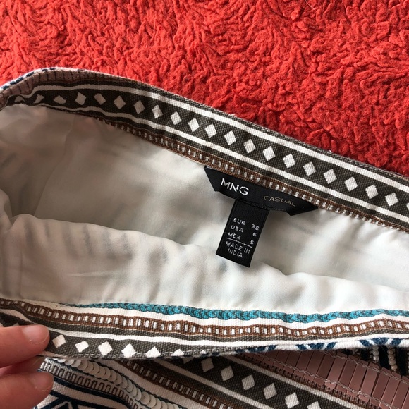 Mango Miniskirt w/ Detailed Beadwork & Side Zipper - Picture 5 of 5